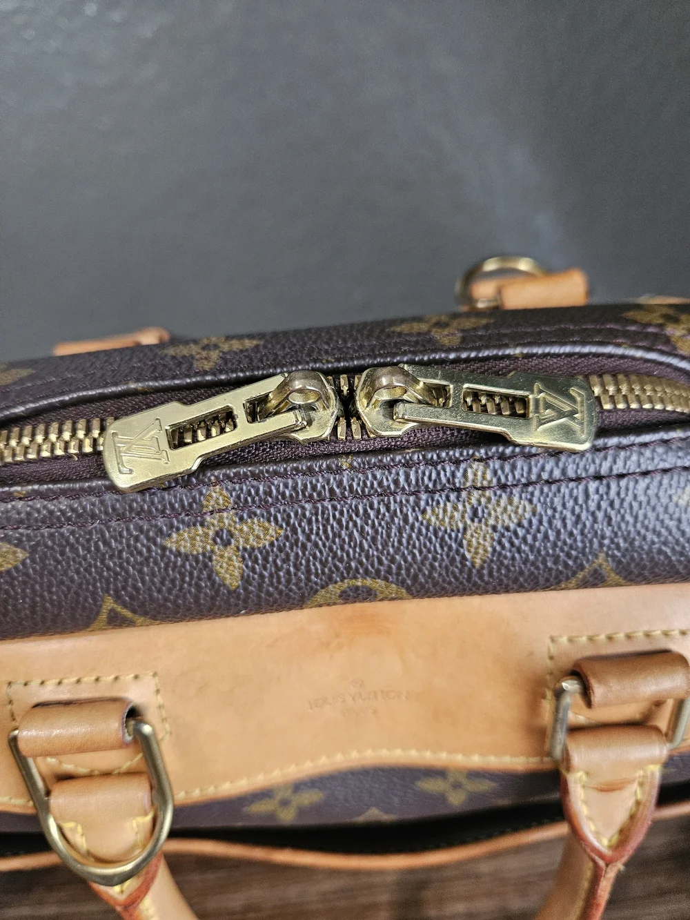 Authentic Louis Vuitton Vintage Deauville Monogram Canvas